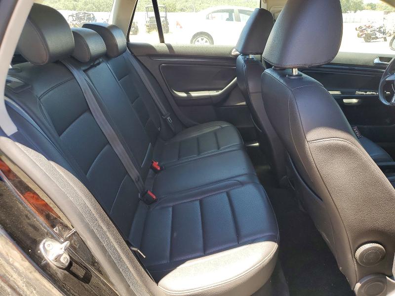 57043416 :رقم المزاد ، 3VWPZ7AJ1AM689076 vin ، 2010 Volkswagen Jetta مزاد بيع
