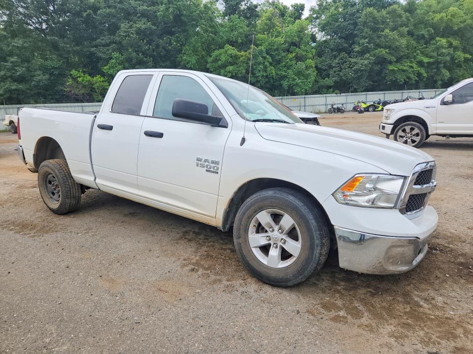 56641756 :رقم المزاد ، 1C6RR6FGXKS630580 vin ، 2019 Ram 1500 Classic مزاد بيع