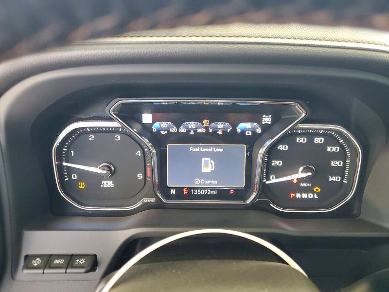 55346756 :رقم المزاد ، 1GT49PEY9NF357745 vin ، 2022 Gmc Sierra مزاد بيع