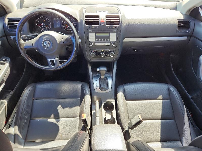 2010 Volkswagen Jetta მანქანა იყიდება აუქციონზე, vin: 3VWRZ7AJ4AM111191, აუქციონის ნომერი: 57211326