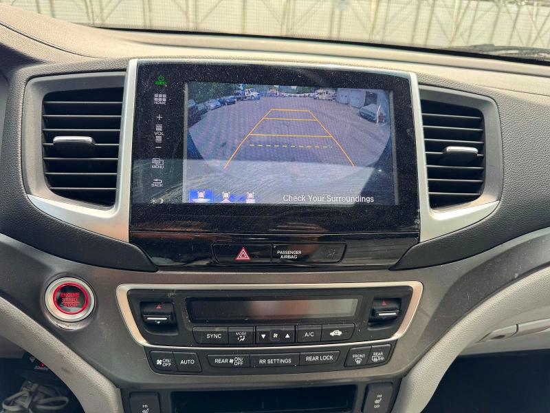 56618506 :رقم المزاد ، 5FNYF6H50GB024007 vin ، 2016 Honda Pilot مزاد بيع