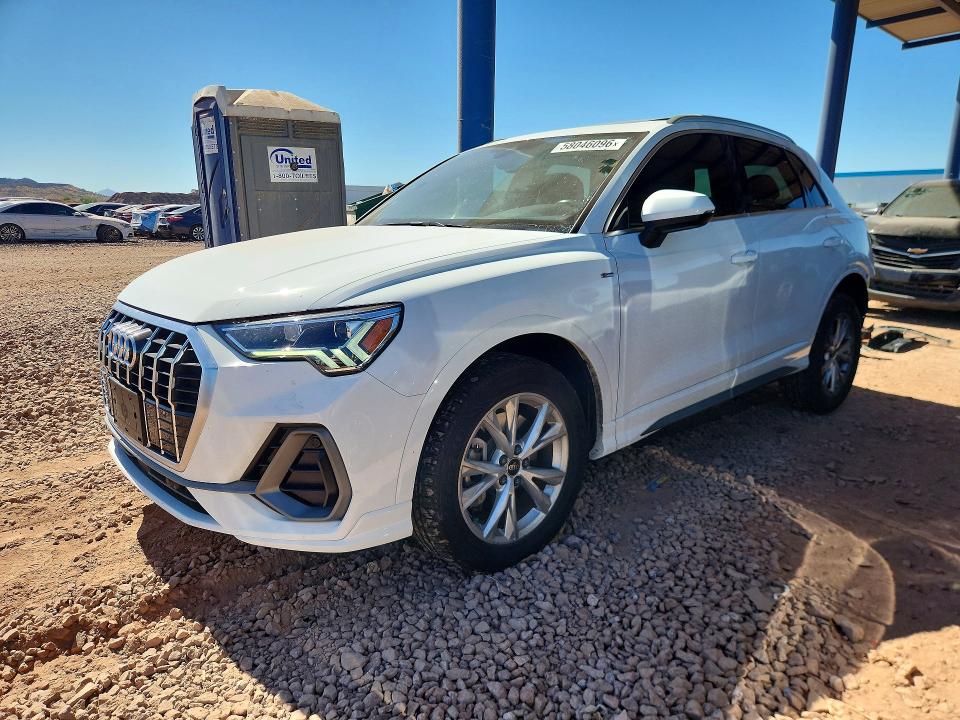 58046096 :رقم المزاد ، WA1DECF34P1135678 vin ، 2023 Audi Q3 مزاد بيع