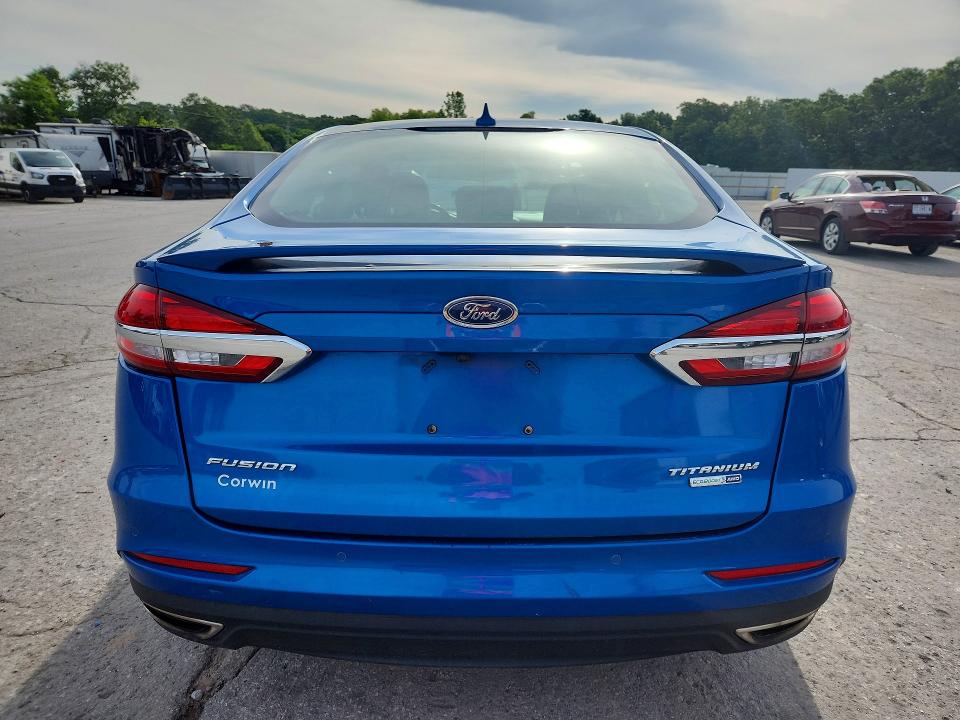 55729396 :رقم المزاد ، 3FA6P0D95LR138092 vin ، 2020 Ford Fusion مزاد بيع