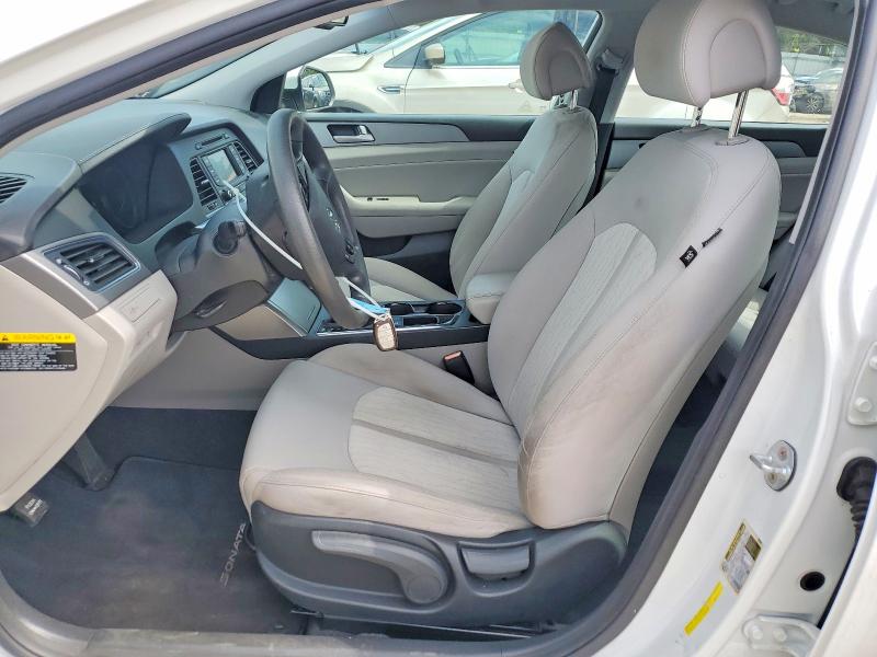 2016 Hyundai Sonata Hybrid მანქანა იყიდება აუქციონზე, vin: KMHE24L14GA040691, აუქციონის ნომერი: 57261036