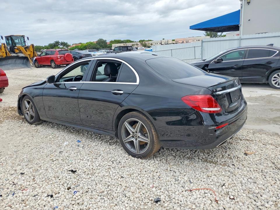 56464766 :رقم المزاد ، WDDZF4JB4KA517429 vin ، 2019 Mercedes-benz E مزاد بيع