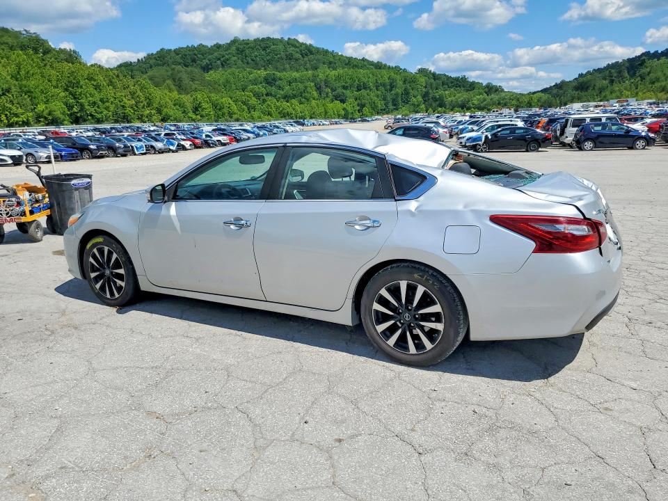 Продажа на аукционе авто 2018 Nissan Altima, vin: 1N4AL3AP6JC223965, номер лота: 58509166