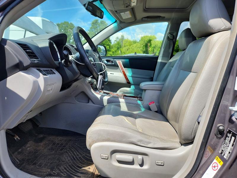 2013 Toyota Highlander მანქანა იყიდება აუქციონზე, vin: JTEDC3EH6D2011499, აუქციონის ნომერი: 57482616