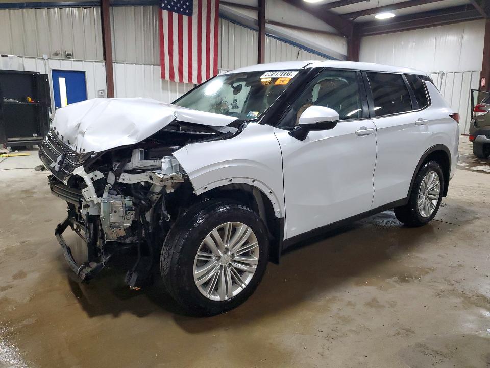 2024 Mitsubishi Outlander მანქანა იყიდება აუქციონზე, vin: JA4J4UA89RZ032758, აუქციონის ნომერი: 55617006