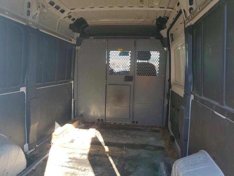 55559046 :رقم المزاد ، 3C6TRVCG2FE517381 vin ، 2015 Ram Promaster 2500 مزاد بيع