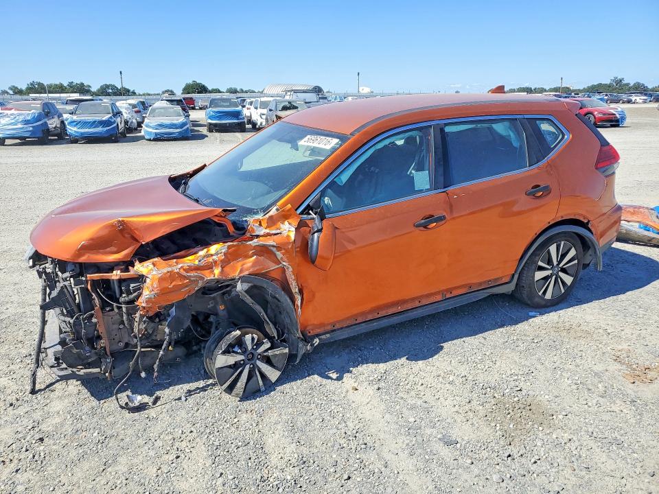 Auction sale of the 2017 Nissan Rogue, vin: JN8AT2MT5HW152428, lot number: 56961016