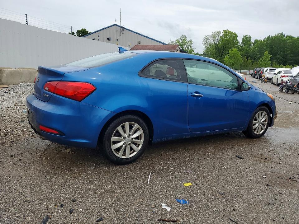 2015 Kia Forte მანქანა იყიდება აუქციონზე, vin: KNAFX6A88F5357416, აუქციონის ნომერი: 58753836