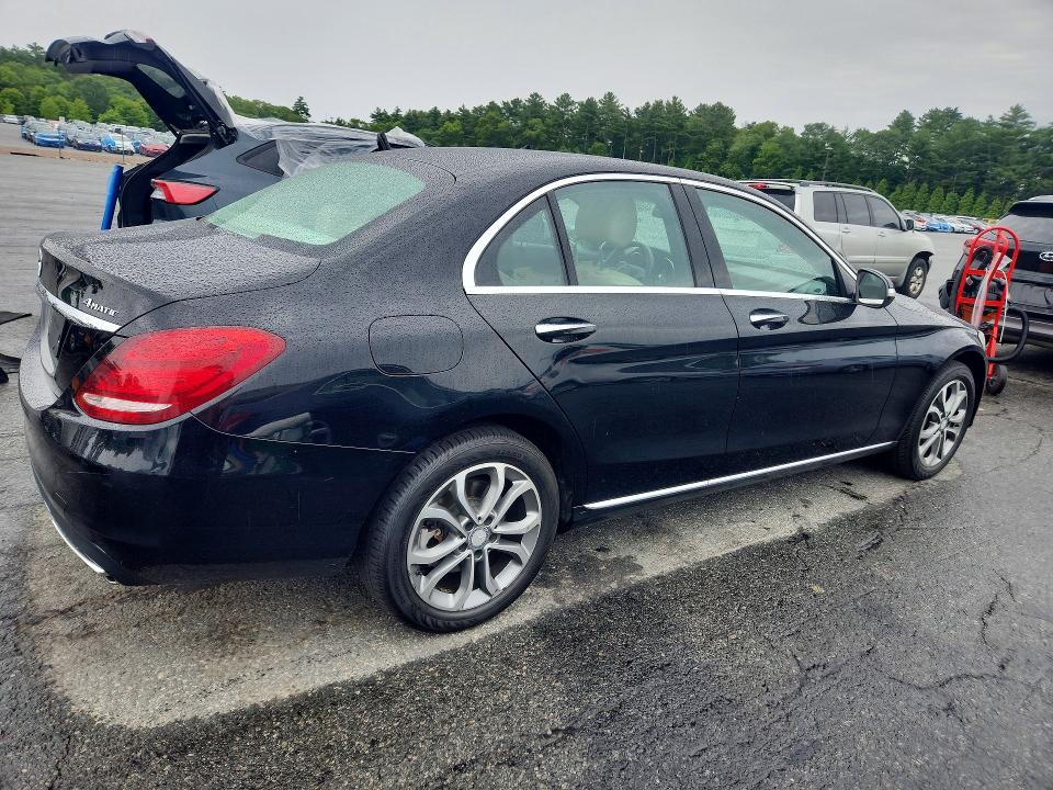 2015 Mercedes-benz C მანქანა იყიდება აუქციონზე, vin: 55SWF4KB4FU048902, აუქციონის ნომერი: 58101186