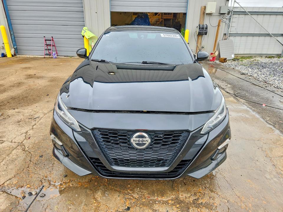 2022 Nissan Altima მანქანა იყიდება აუქციონზე, vin: 1N4BL4CV2NN399671, აუქციონის ნომერი: 57692306