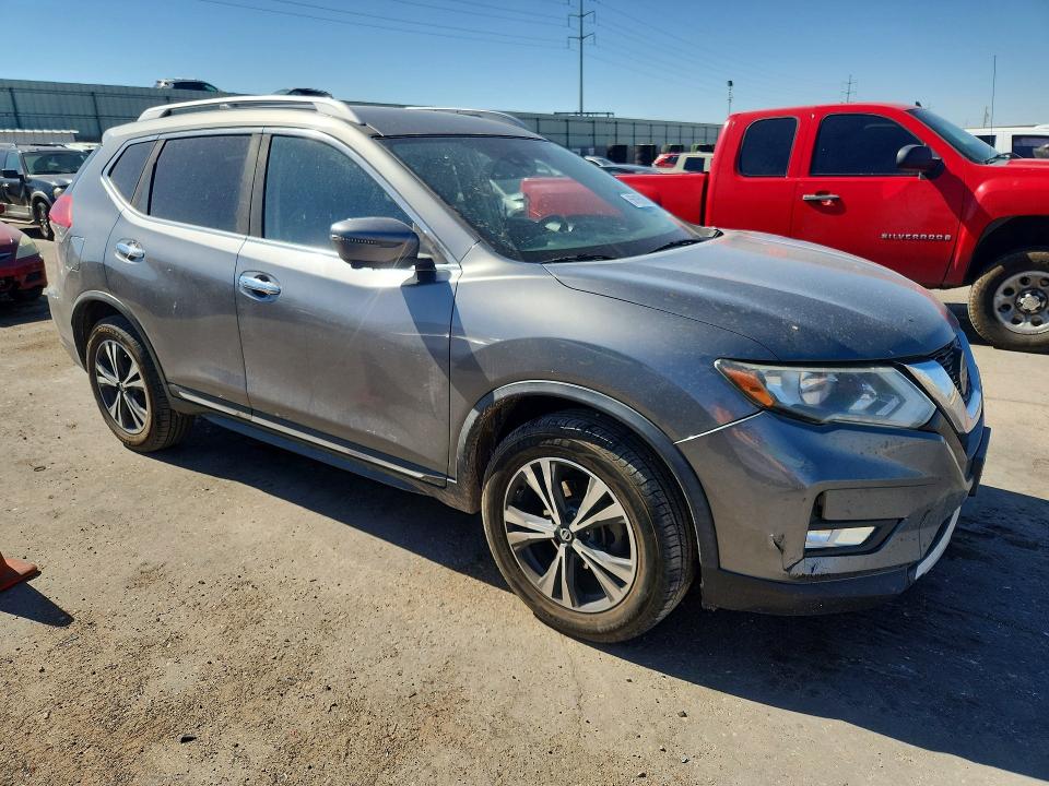 56165956 :رقم المزاد ، JN8AT2MV4JW305372 vin ، 2018 Nissan Rogue مزاد بيع