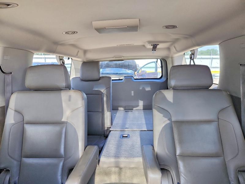 Продаж на аукціоні авто 2016 Chevrolet Suburban, vin: 1GNSKHKC5GR165113, номер лоту: 57377796