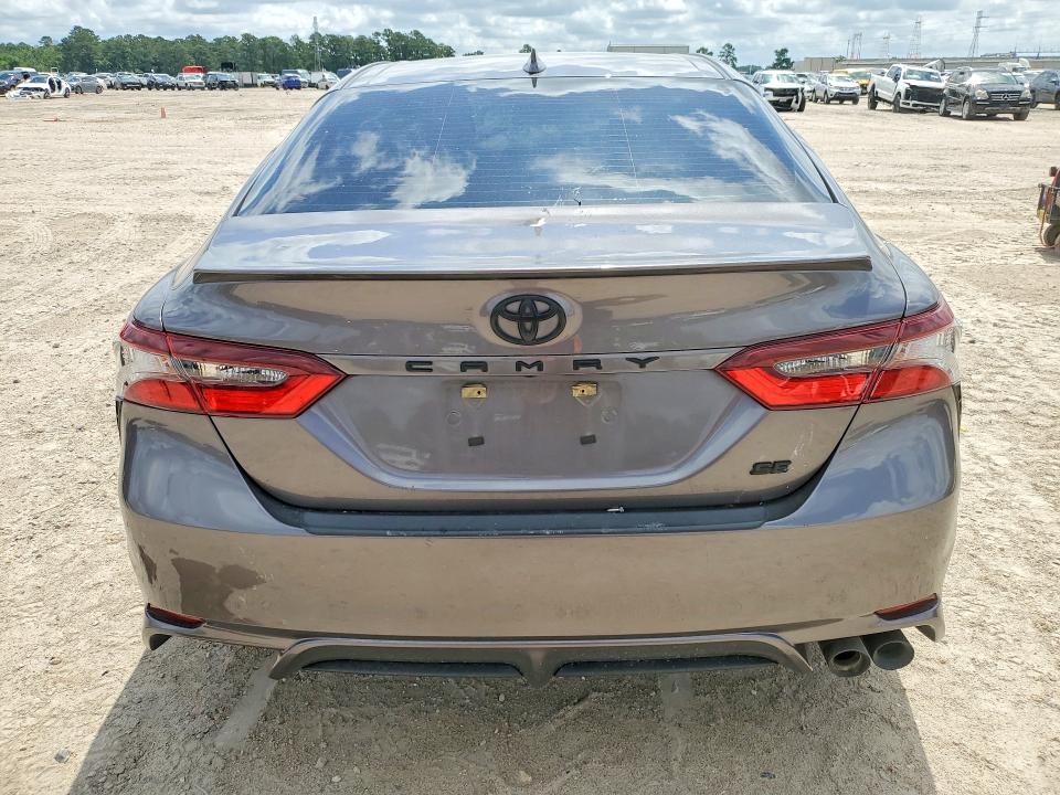 Продаж на аукціоні авто 2023 Toyota Camry, vin: 4T1G11AK1PU828557, номер лоту: 55921646