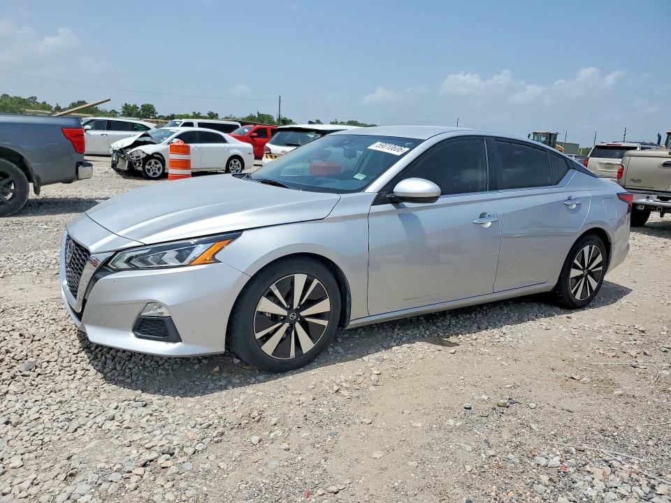 Продаж на аукціоні авто 2022 Nissan Altima, vin: 1N4BL4DV3NN409333, номер лоту: 59010606