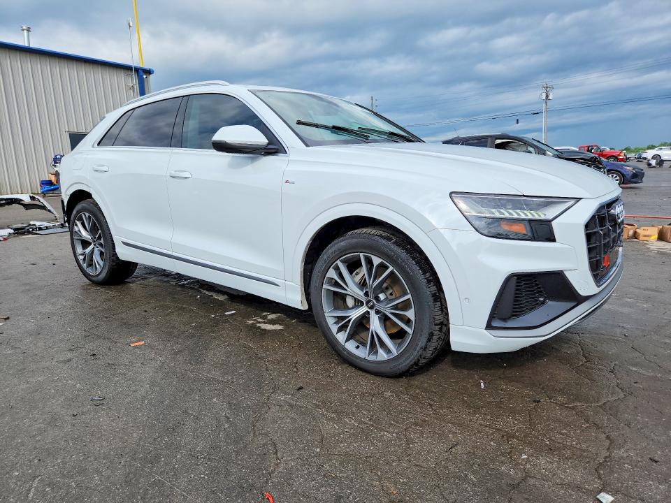 57359696 :رقم المزاد ، WA1FVAF15MD022943 vin ، 2021 Audi Q8 مزاد بيع