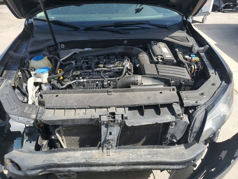 2015 Volkswagen Passat მანქანა იყიდება აუქციონზე, vin: 1VWBS7A37FC092426, აუქციონის ნომერი: 58807856