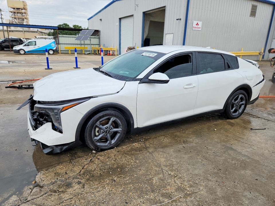 2025 Kia K4 მანქანა იყიდება აუქციონზე, vin: 3KPFT4DE8SE148969, აუქციონის ნომერი: 57270216