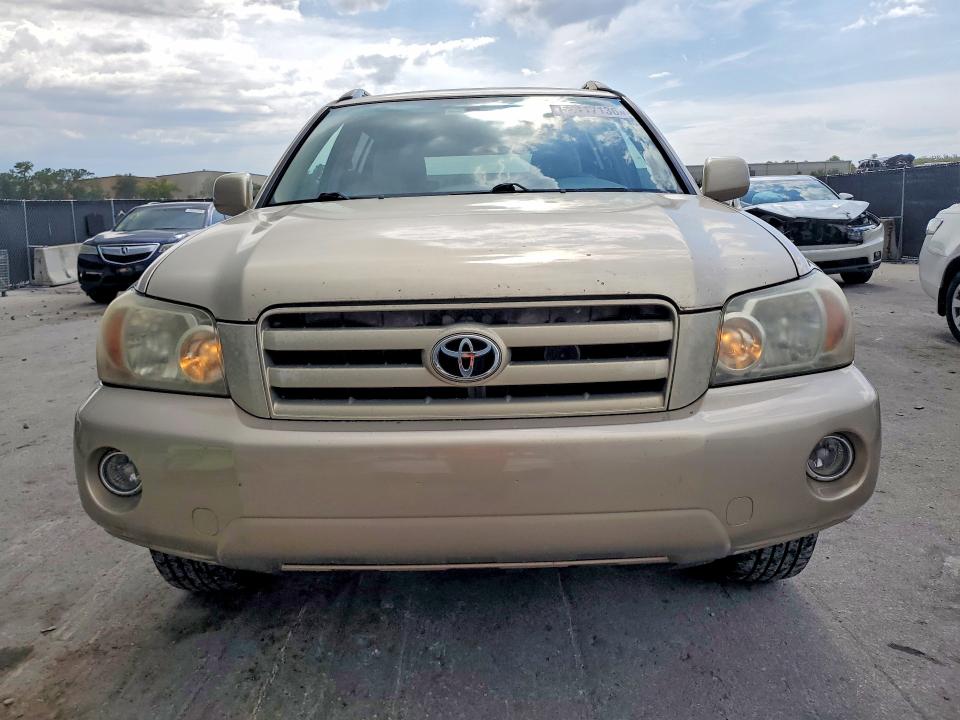 Auction sale of the 2005 Toyota Highlander, vin: JTEDP21A450051939, lot number: 59117136