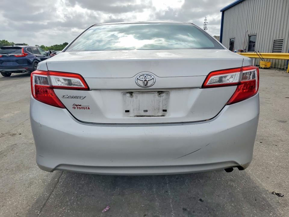 55680106 :رقم المزاد ، 4T1BF1FK7EU736208 vin ، 2014 Toyota Camry مزاد بيع
