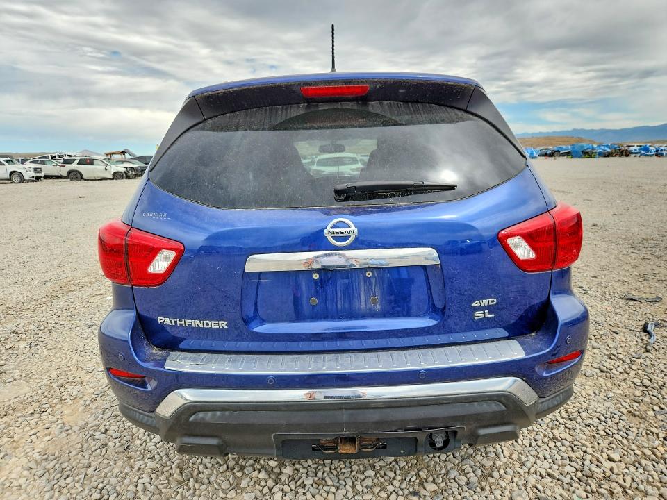 Продажа на аукционе авто 2017 Nissan Pathfinder, vin: 5N1DR2MM3HC639463, номер лота: 97685465