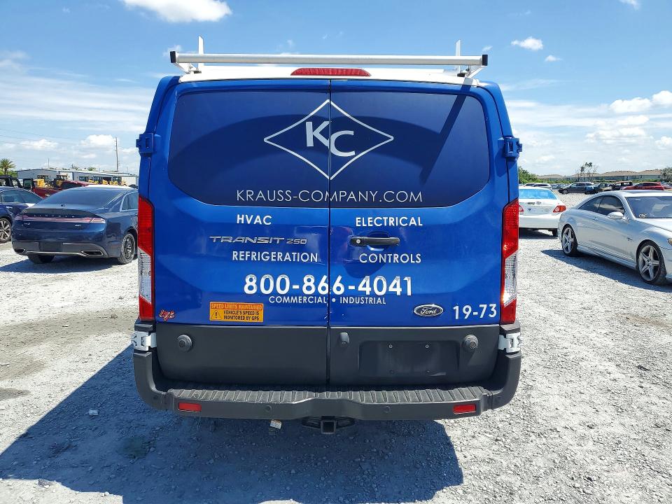 Продаж на аукціоні авто 2019 Ford Transit, vin: 1FTYR2ZM1KKA74173, номер лоту: 57552376