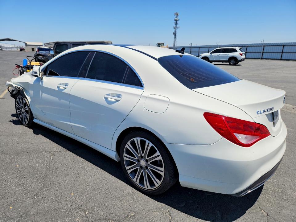 58607626 :رقم المزاد ، WDDSJ4EB4HN444459 vin ، 2017 Mercedes-benz Cla مزاد بيع