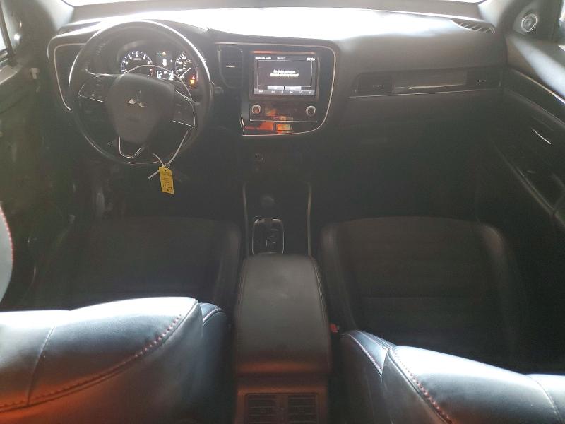 57852836 :رقم المزاد ، JA4AD3A37LZ036331 vin ، 2020 Mitsubishi Outlander مزاد بيع