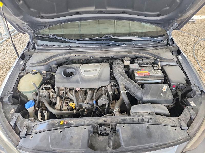 2017 Hyundai Elantra მანქანა იყიდება აუქციონზე, vin: KMHD04LBXHU353948, აუქციონის ნომერი: 55079116