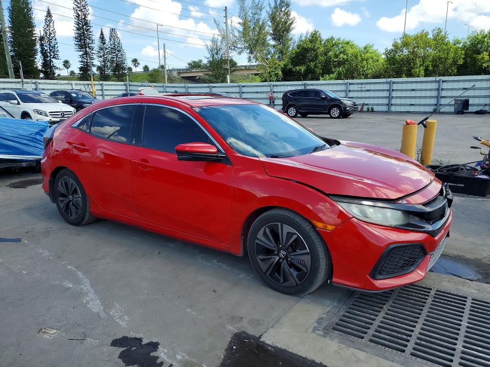 59246146 :رقم المزاد ، SHHFK7H56HU224138 vin ، 2017 Honda Civic مزاد بيع