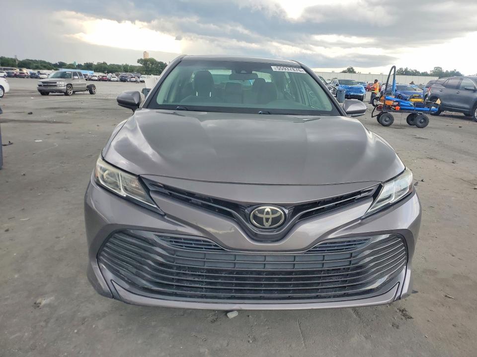 Aukcja sprzedaży 2018 Toyota Camry, vin: 4T1B11HK4JU141399, numer aukcji: 55937876