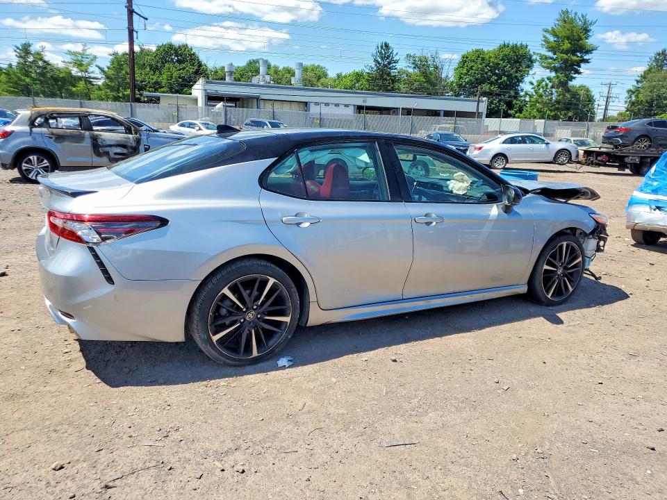 58651526 :رقم المزاد ، 4T1K61AK9LU371762 vin ، 2020 Toyota Camry مزاد بيع