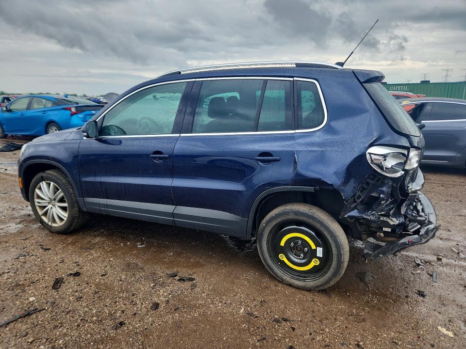 2011 Volkswagen Tiguan მანქანა იყიდება აუქციონზე, vin: WVGBV7AX2BW520808, აუქციონის ნომერი: 56236226