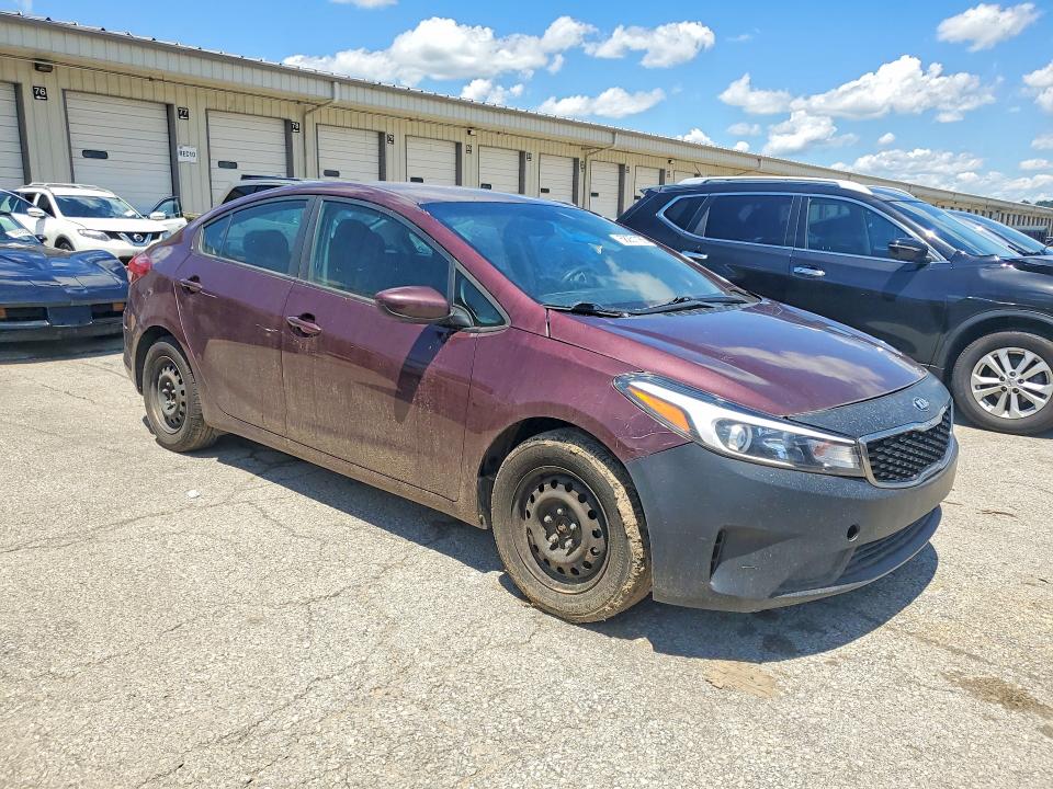 2017 Kia Forte მანქანა იყიდება აუქციონზე, vin: 3KPFK4A77HE064269, აუქციონის ნომერი: 58251186