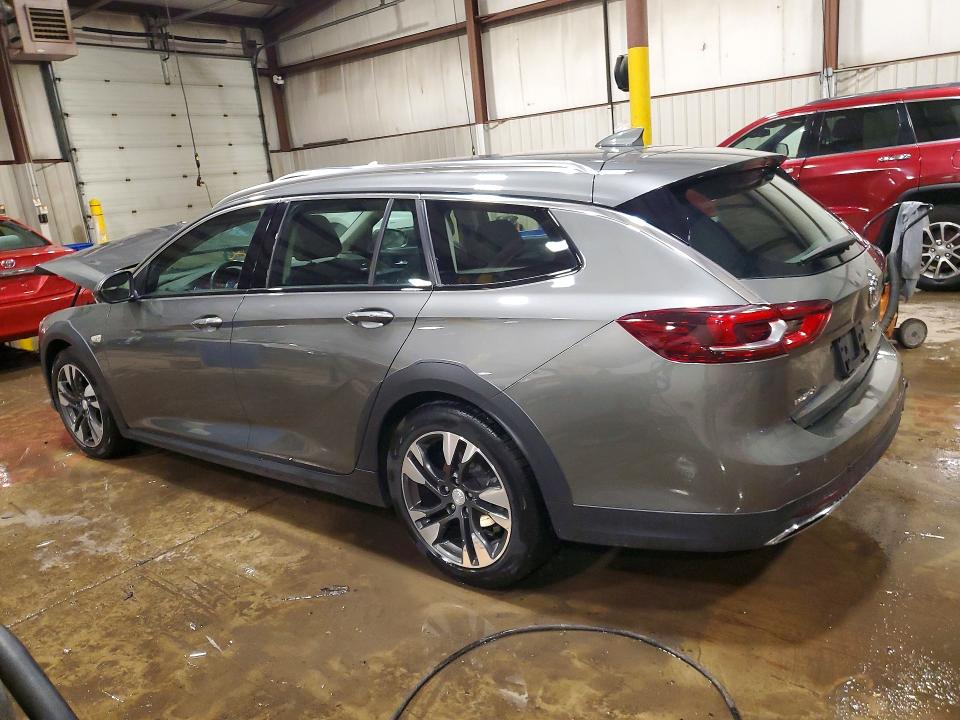 58453936 :رقم المزاد ، W04GV8SX9J1110768 vin ، 2018 Buick Regal Tourx مزاد بيع