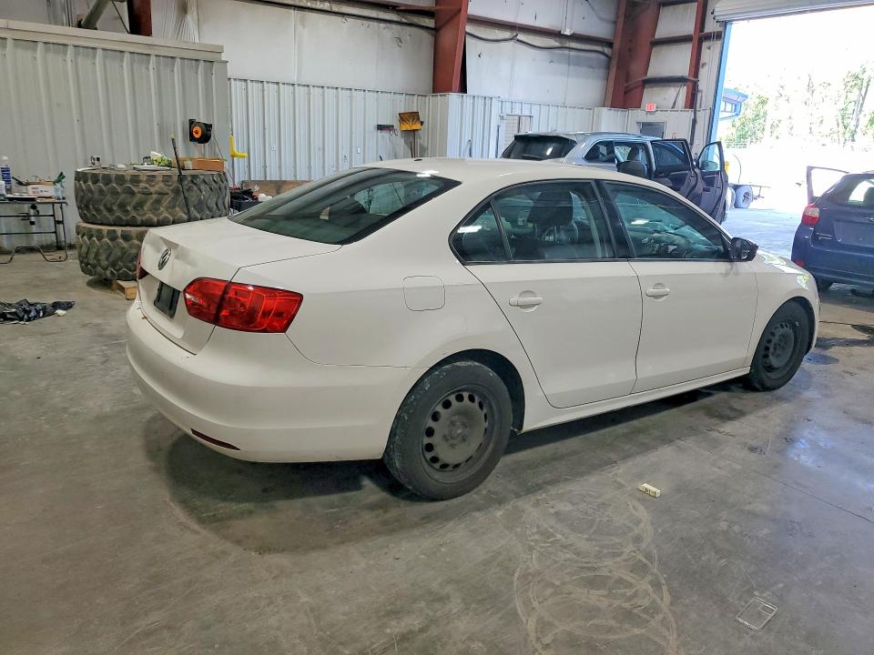 56227196 :رقم المزاد ، 3VW2K7AJ7DM372874 vin ، 2013 Volkswagen Jetta مزاد بيع