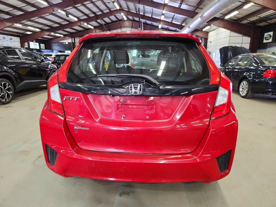 Продаж на аукціоні авто 2015 Honda Fit, vin: 3HGGK5G53FM763533, номер лоту: 57826226