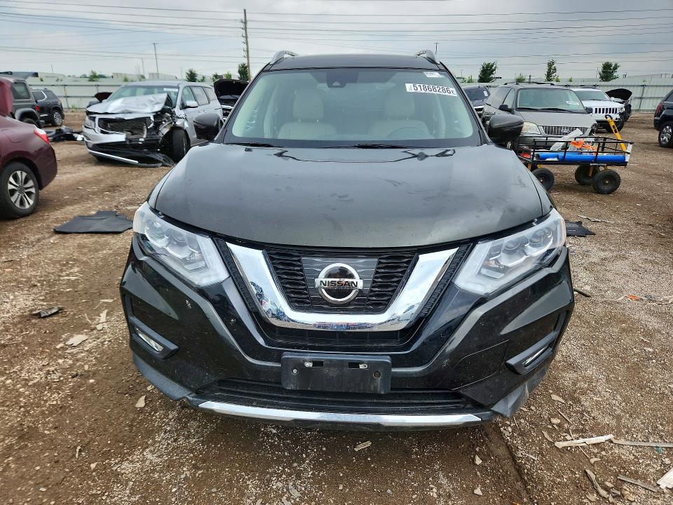 2017 Nissan Rogue მანქანა იყიდება აუქციონზე, vin: 5N1AT2MV3HC834170, აუქციონის ნომერი: 51868286