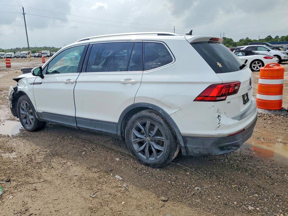 57968146 :رقم المزاد ، 3VV3B7AXXNM122687 vin ، 2022 Volkswagen Tiguan مزاد بيع