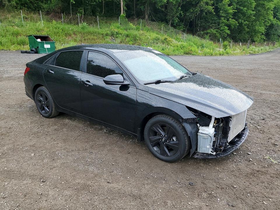 2022 Hyundai Elantra მანქანა იყიდება აუქციონზე, vin: 5NPLM4AG9NH057490, აუქციონის ნომერი: 57375516