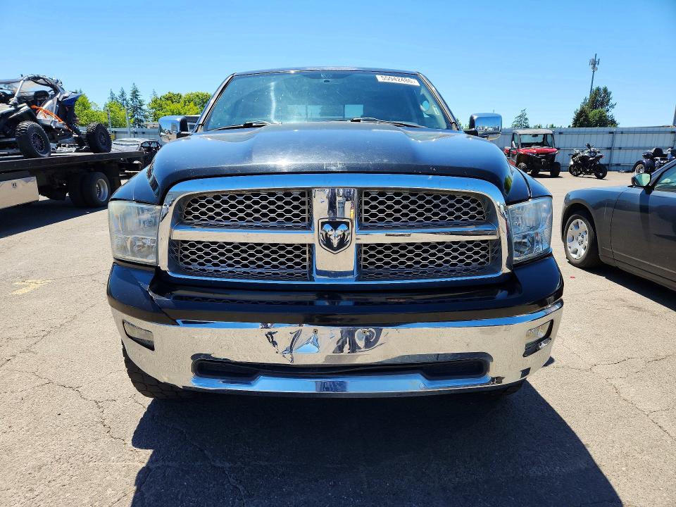55942486 :رقم المزاد ، 1D7RV1GT4AS109006 vin ، 2010 Dodge Ram 1500 مزاد بيع