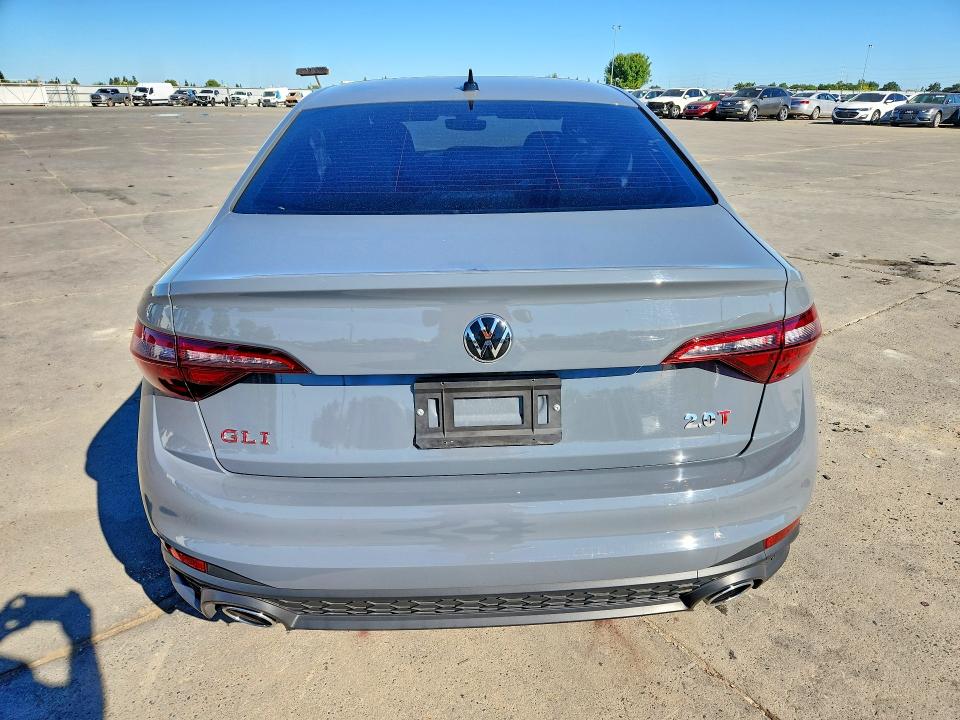 2024 Volkswagen Jetta მანქანა იყიდება აუქციონზე, vin: 3VW2T7BU8RM070717, აუქციონის ნომერი: 56971556