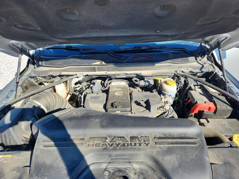 57247736 :رقم المزاد ، 3C63RRGL1NG153231 vin ، 2022 Ram 3500 مزاد بيع