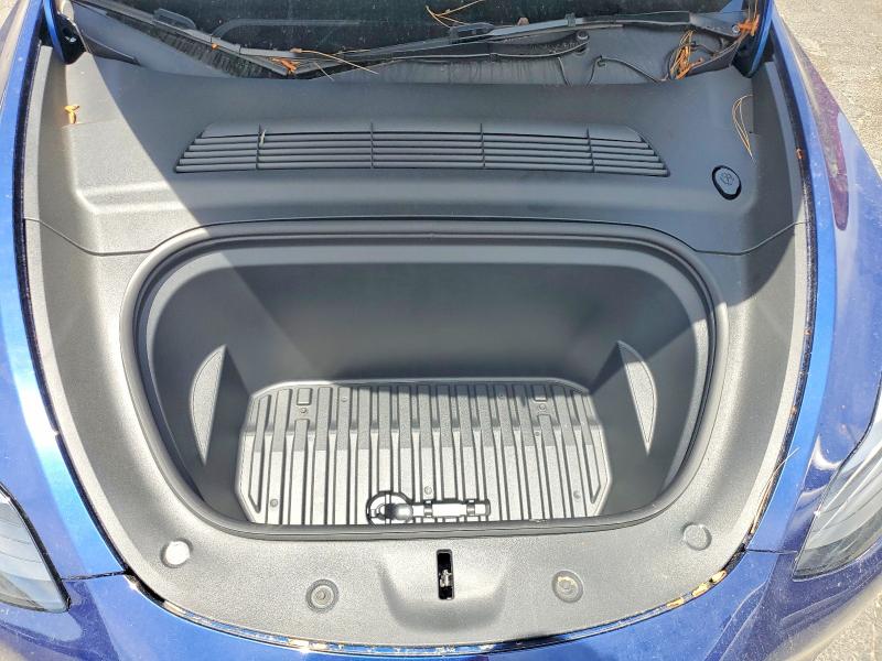Продажа на аукционе авто 2024 Tesla Model Y, vin: 7SAYGDEE8RF995803, номер лота: 55907036