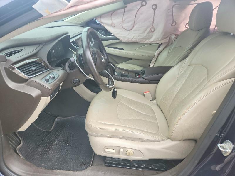 57684886 :رقم المزاد ، 1G4ZP5SS0HU177808 vin ، 2017 Buick Lacrosse مزاد بيع
