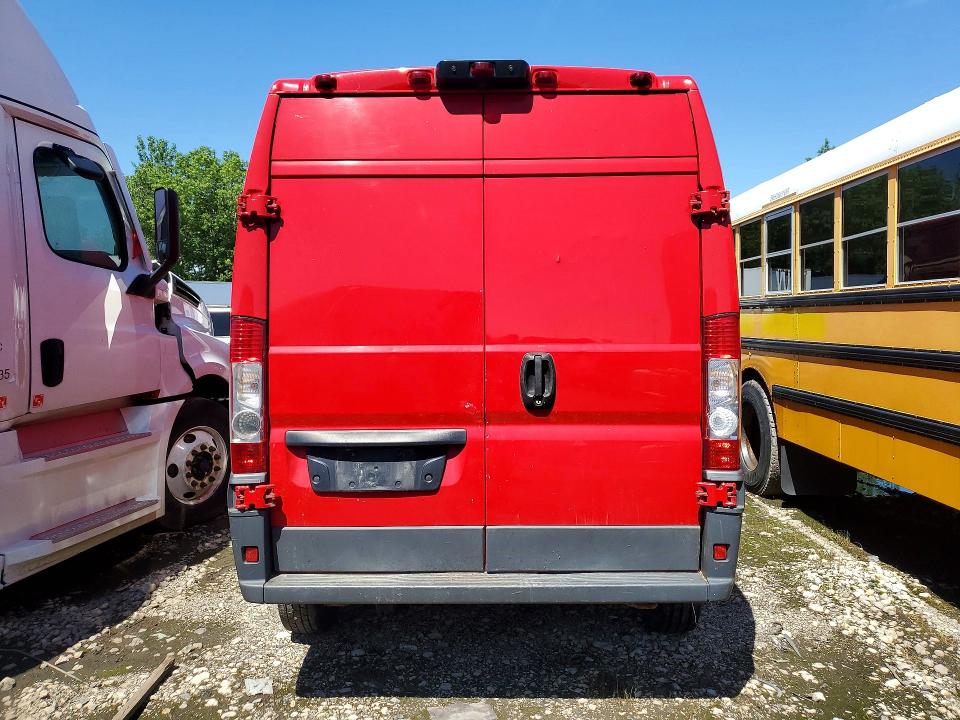 57649986 :رقم المزاد ، 3C6TRVDG2HE511257 vin ، 2017 Ram Promaster 2500 مزاد بيع