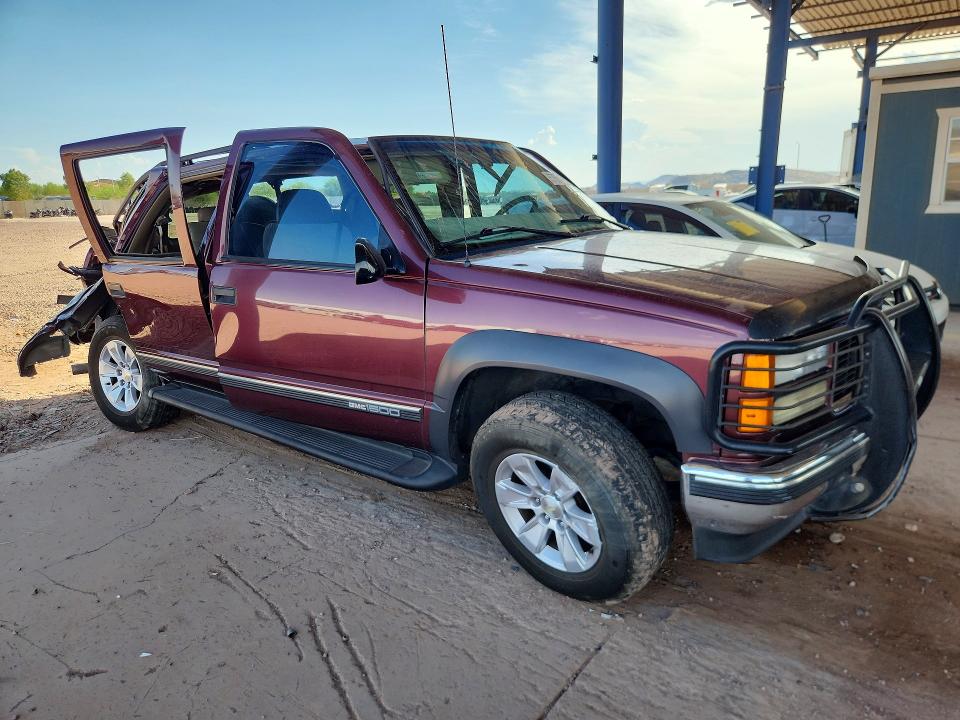57595366 :رقم المزاد ، 3GKFK16R0VG525681 vin ، 1997 Gmc Suburban مزاد بيع