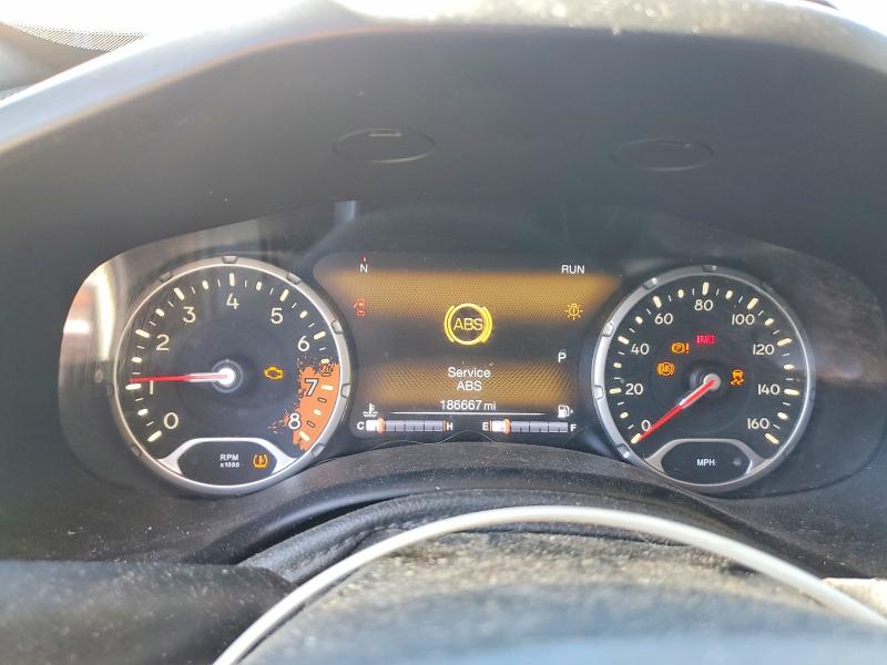2018 Jeep Renegade მანქანა იყიდება აუქციონზე, vin: ZACCJADB0JPH33317, აუქციონის ნომერი: 55740166